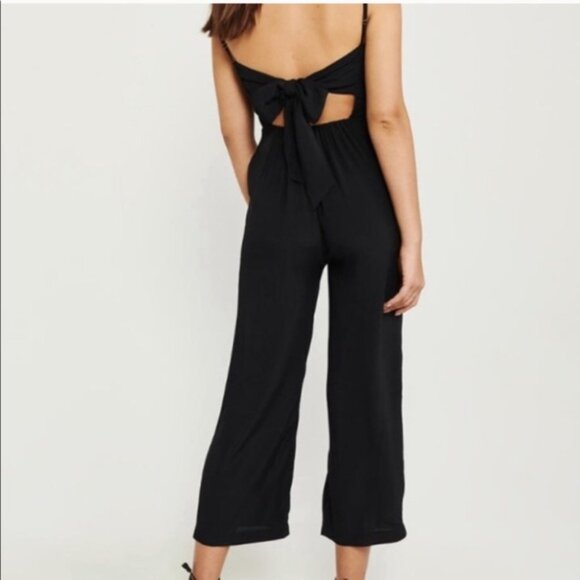 Abercrombie & Fitch Black Tie-Back Jumpsuit - Picture 1 of 8